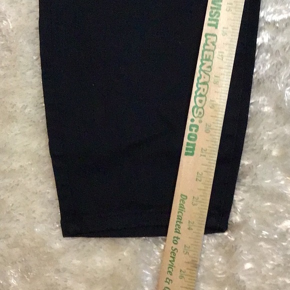 28 words DG2 women’s stretch denim capri 28WP NWT IN BLACK, plus size - Picture 9 of 12